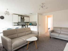 The Beeches 3 - Serviced Apartment